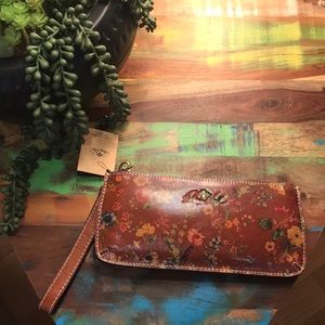 Wristlet